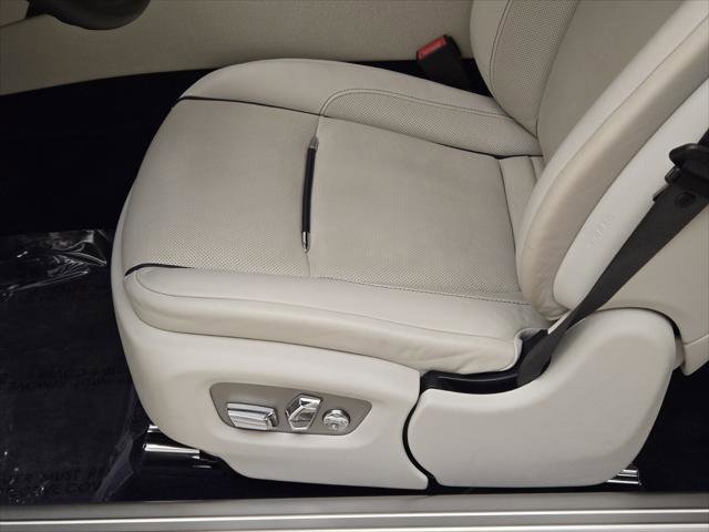Certified 2016 Rolls-Royce Wraith image 31