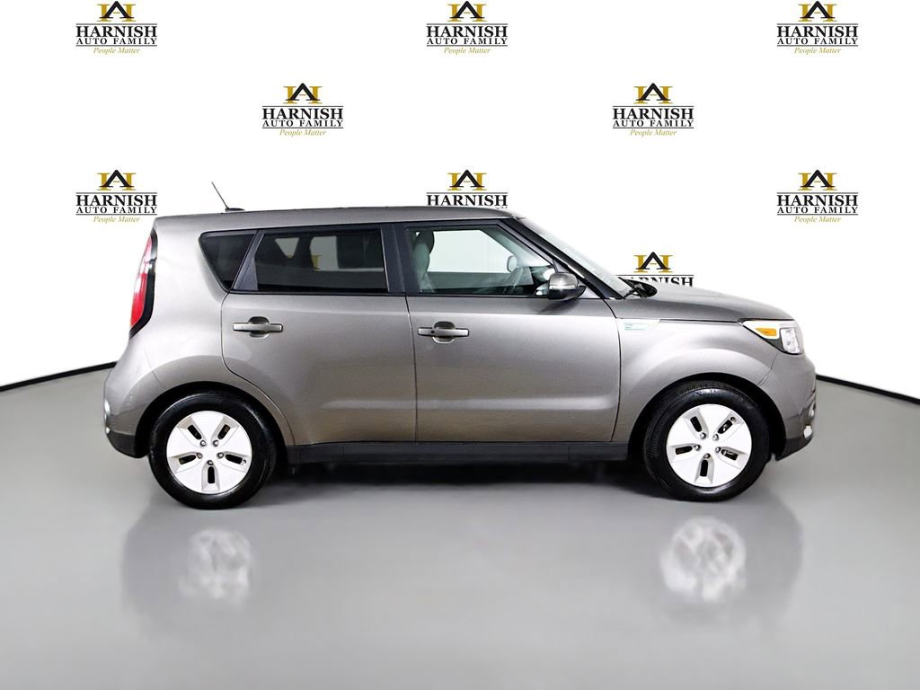 Used 2016 Kia Soul EV + w/ Sun & Fun Package image 8