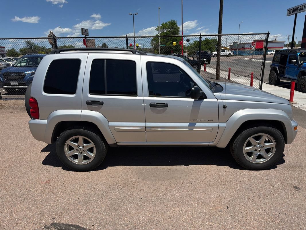 Used 2003 Jeep Liberty Limited AWD/4WD image 8
