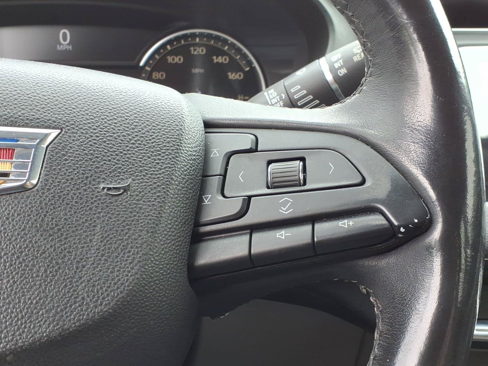 Used 2019 Cadillac XT4 Luxury FWD image 25