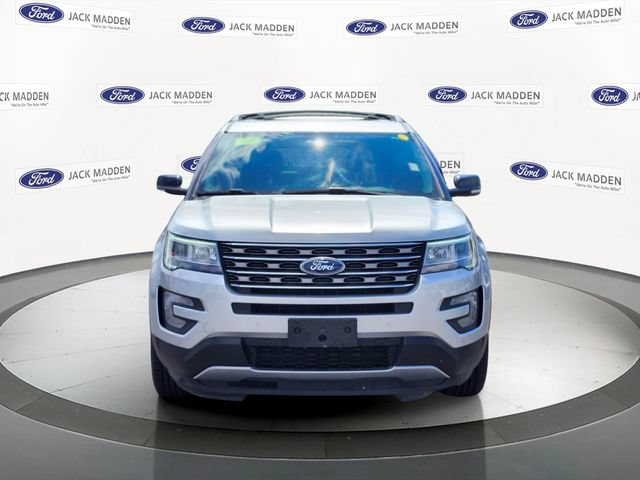 Certified 2017 Ford Explorer XLT w/ Equipment Group 202A AWD/4WD image 8