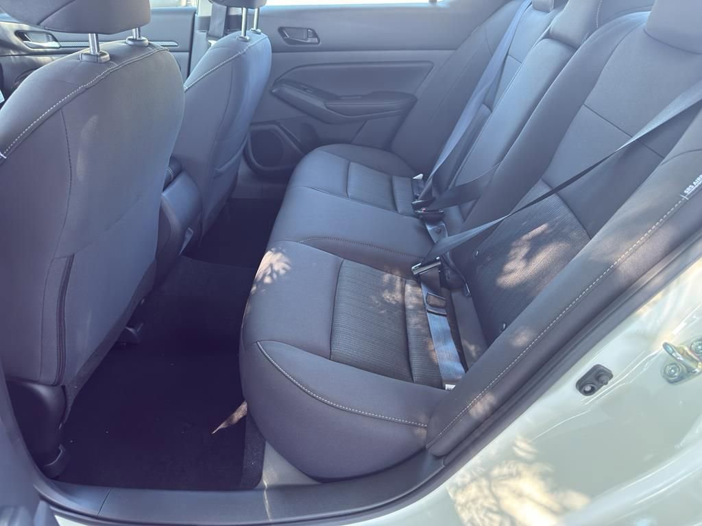 New 2025 Nissan Altima 2.5 SV w/ SV Premium Package image 27