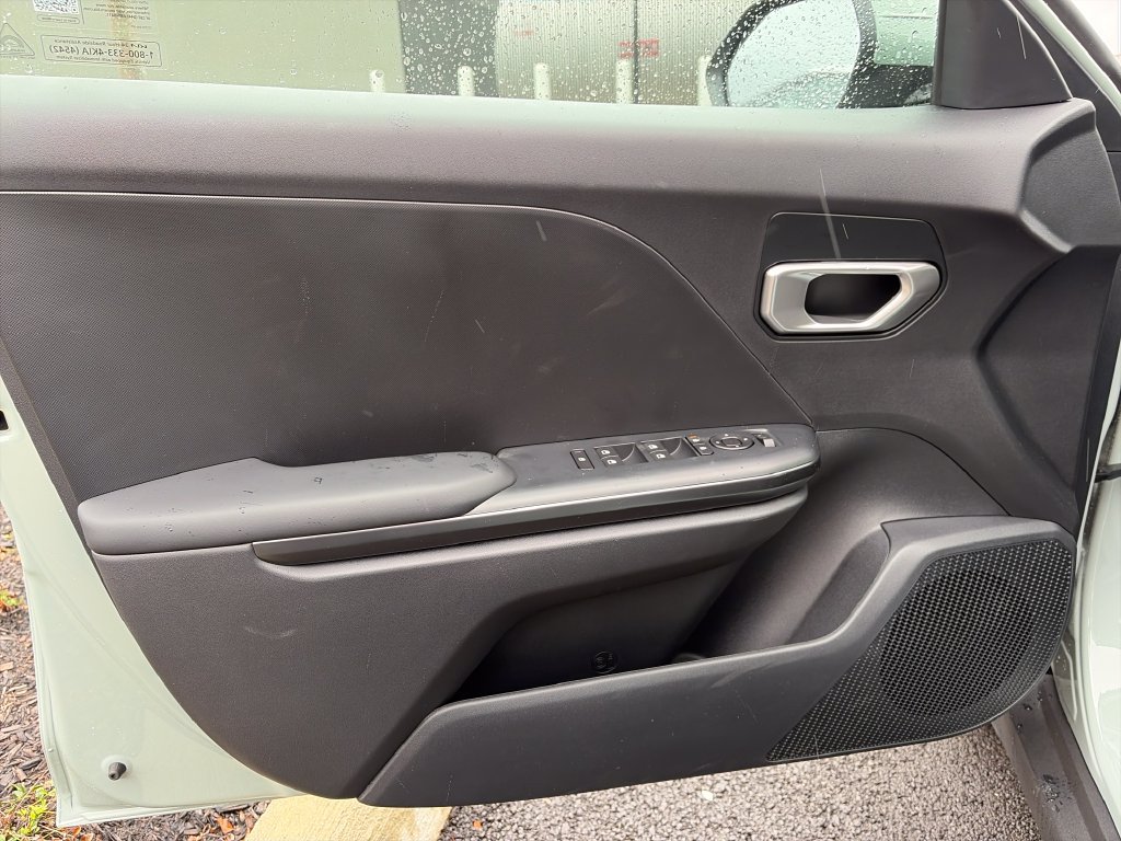 New 2027 Kia K4 FWD image 14