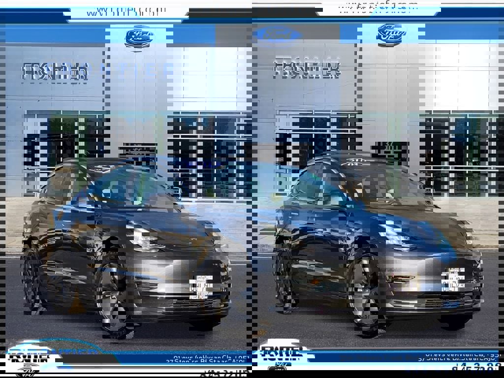 Used 2018 Tesla Model 3 Mid Range