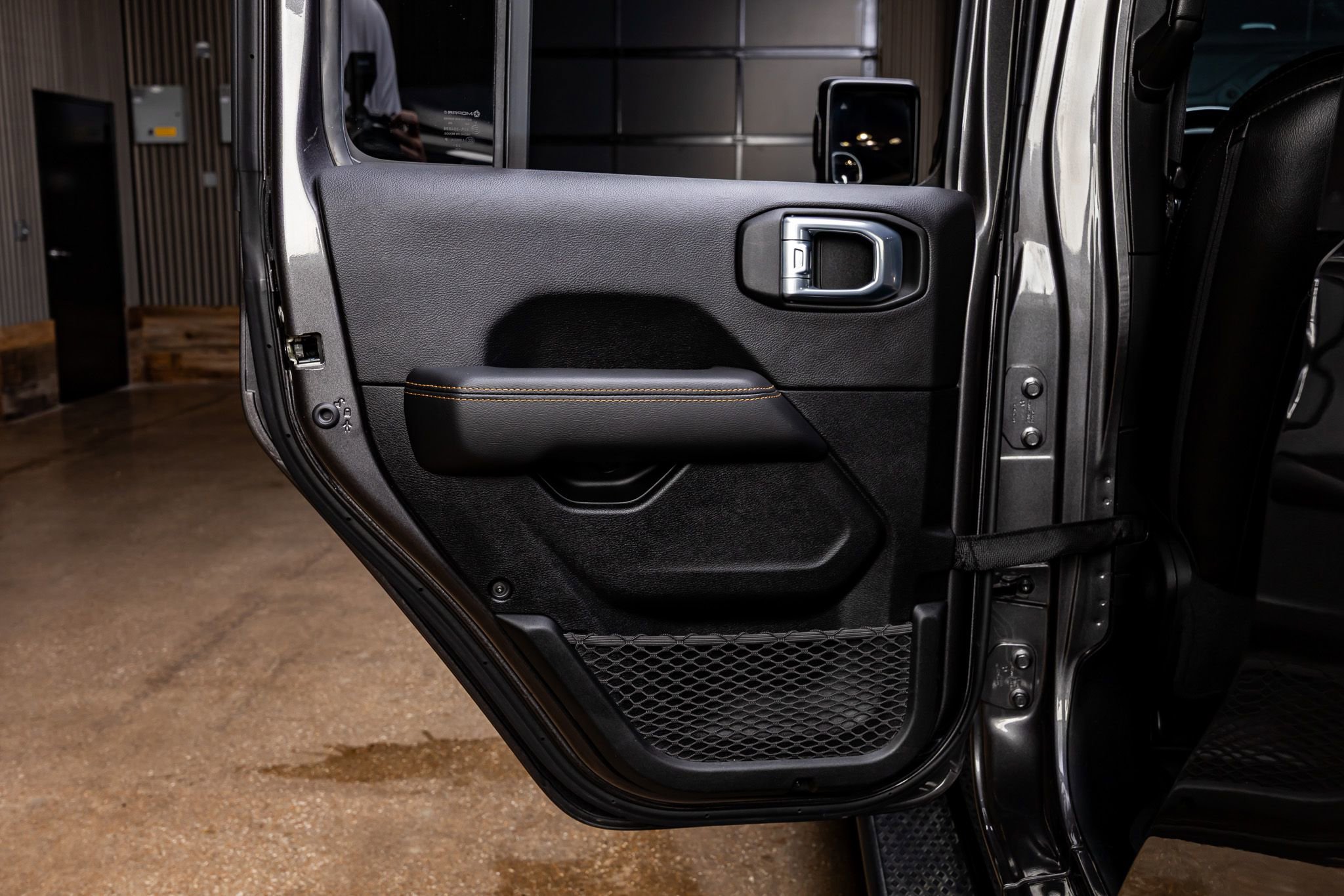 Used 2021 Jeep Gladiator Overland AWD/4WD image 37