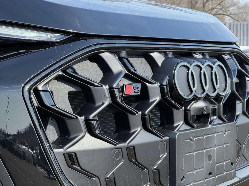 New 2025 Audi SQ5 Premium Plus image 23