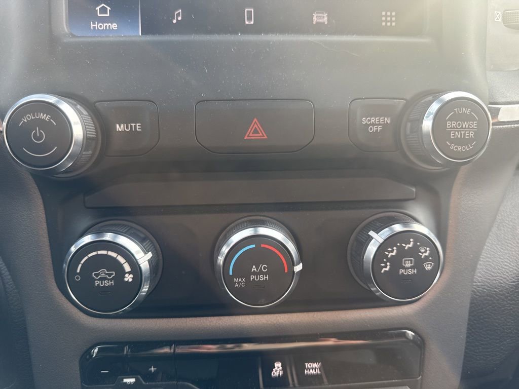 Used 2024 RAM 2500 Big Horn w/ Bed Utility Group image 24