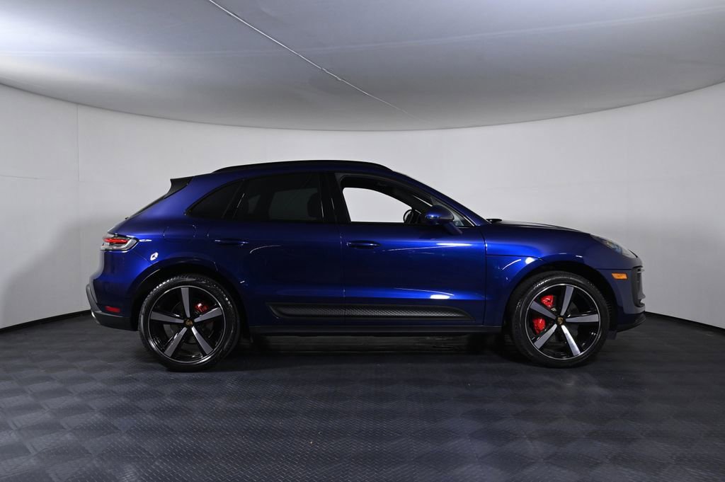 Certified 2024 Porsche Macan S AWD/4WD image 8