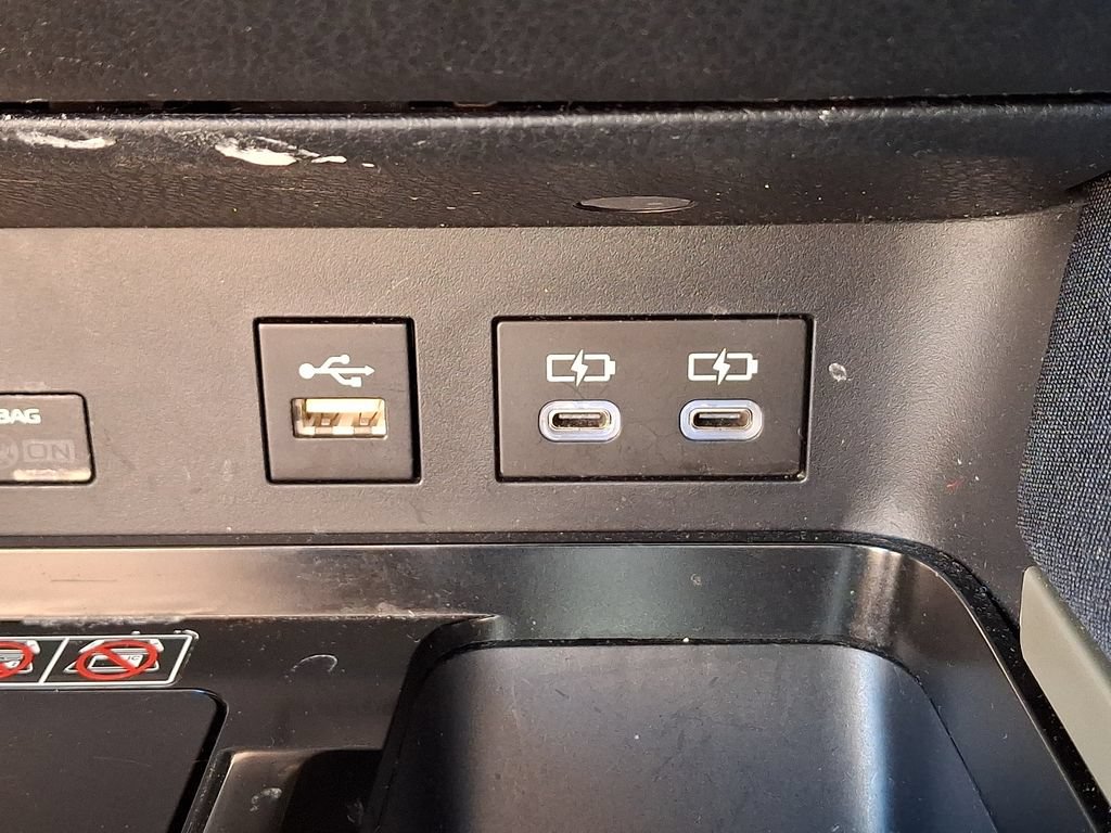 Used 2025 Toyota Camry LE FWD image 24