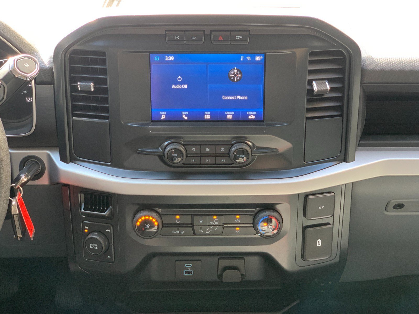 Used 2022 Ford F150 XL w/ Equipment Group 101A High AWD/4WD image 33