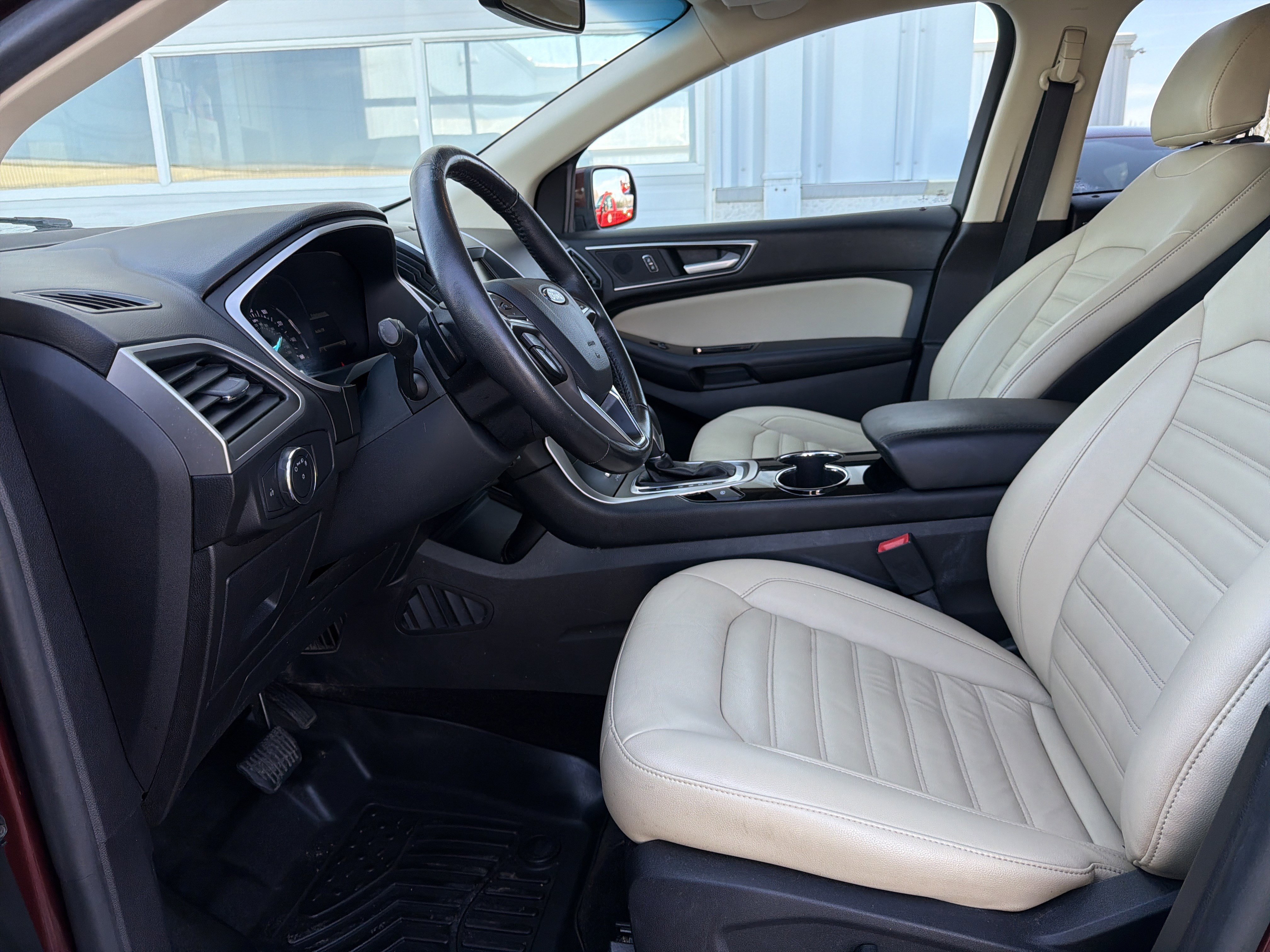 Used 2015 Ford Edge SEL w/ Equipment Group 201A image 19