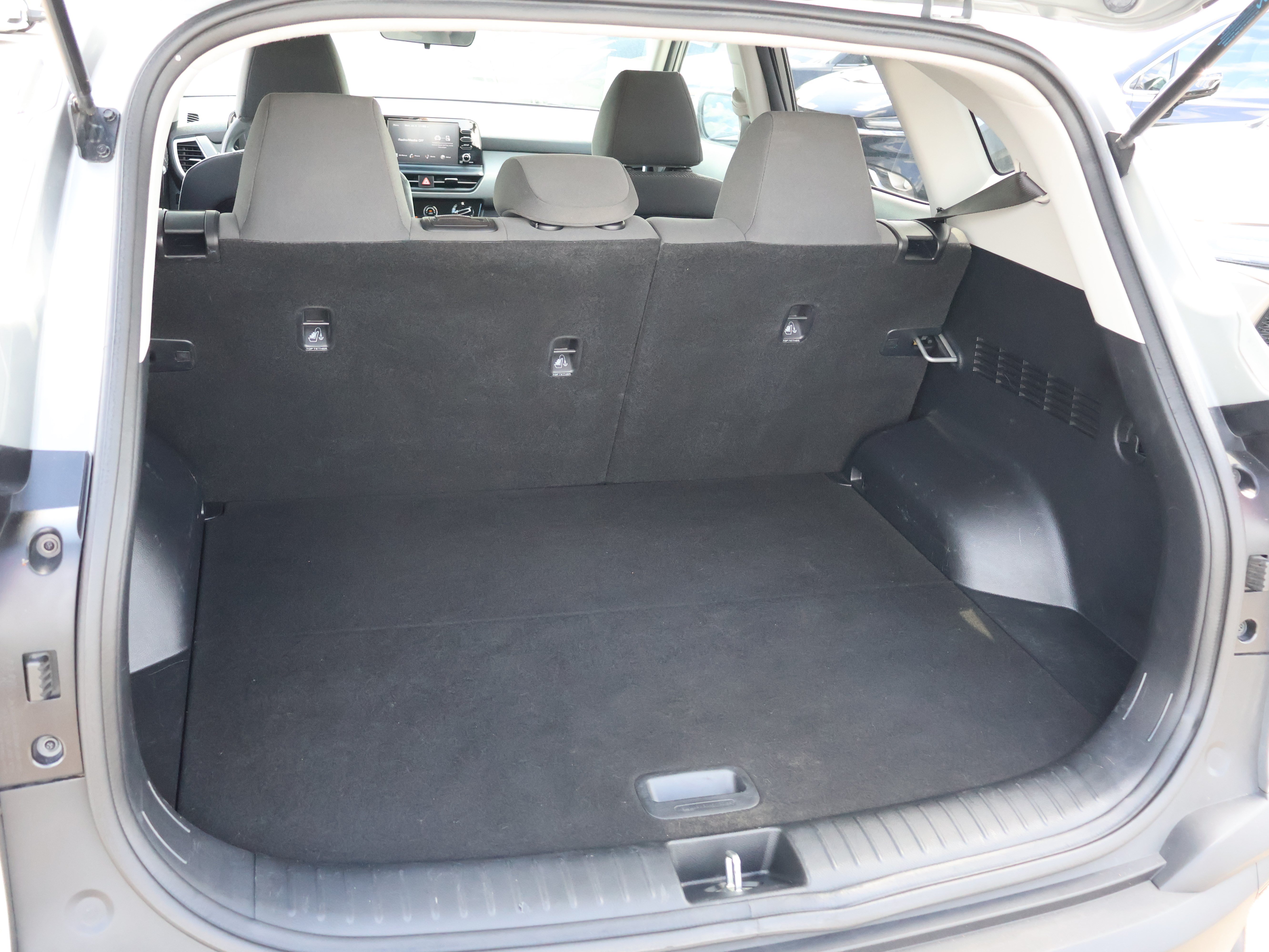 Used 2024 Kia Seltos LX AWD/4WD image 15