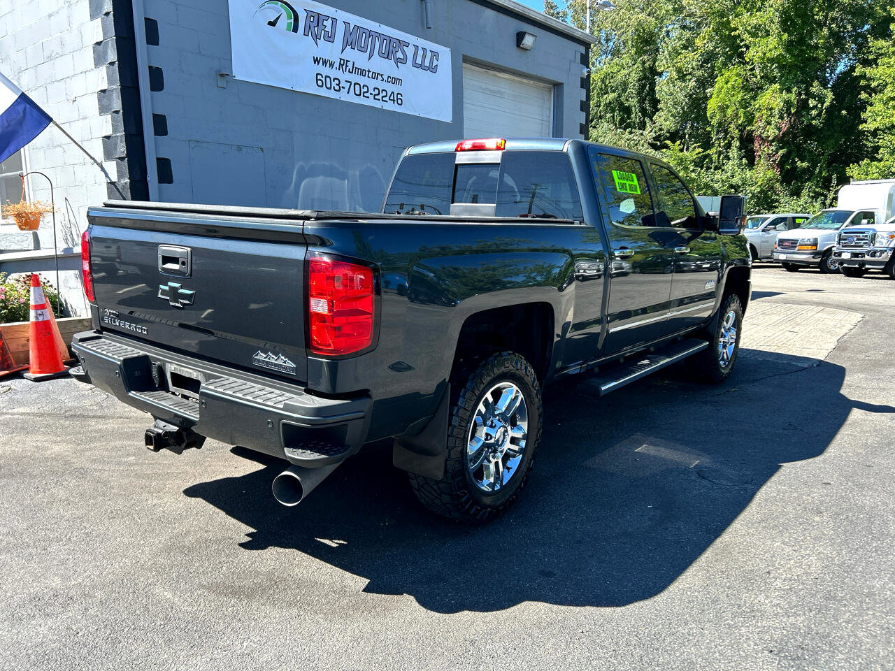 Used 2019 Chevrolet Silverado 2500 High Country w/ Duramax Plus Package image 8