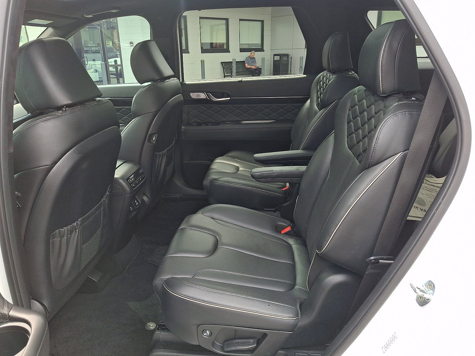 Used 2022 Hyundai Palisade Calligraphy AWD/4WD image 11