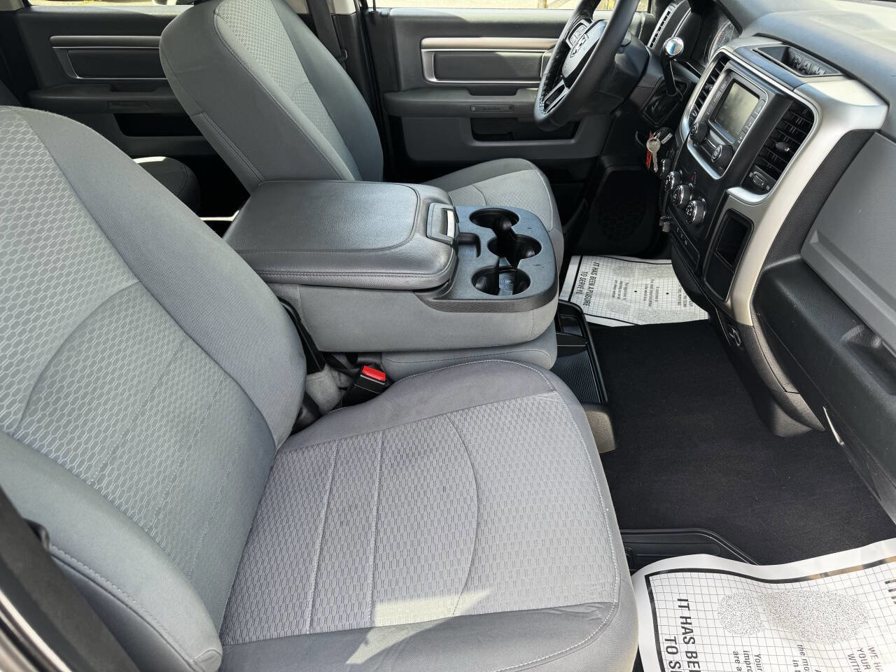 Used 2018 RAM 3500 SLT w/ Cold Weather Group AWD/4WD image 12