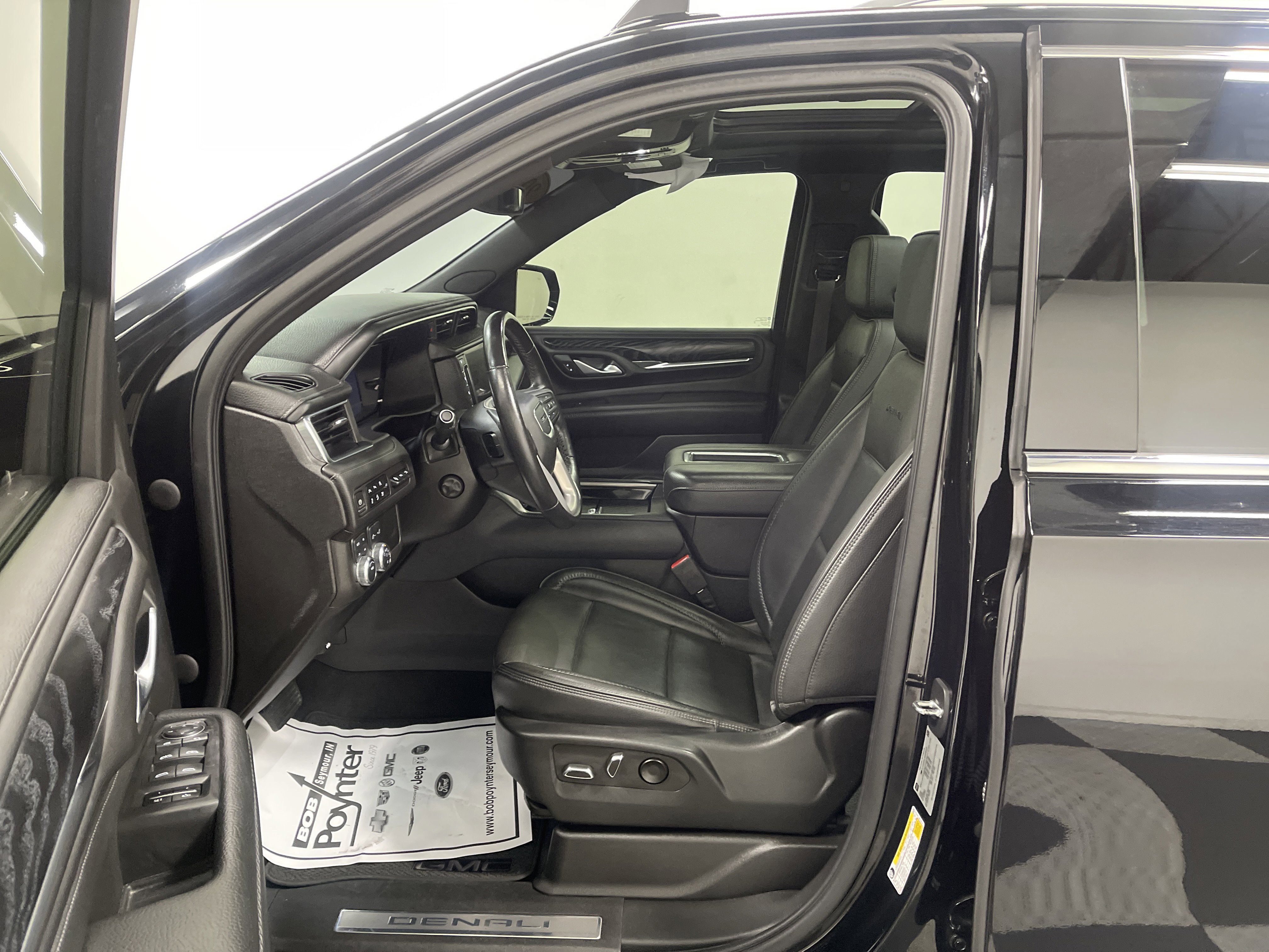 Used 2022 GMC Yukon Denali image 10