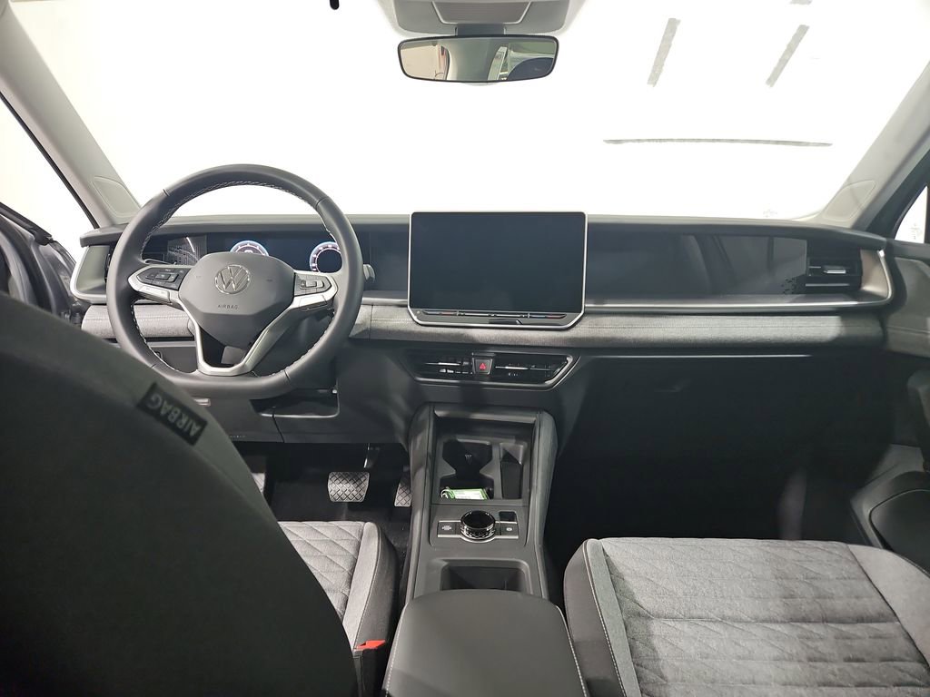 New 2026 Volkswagen Tiguan S image 17