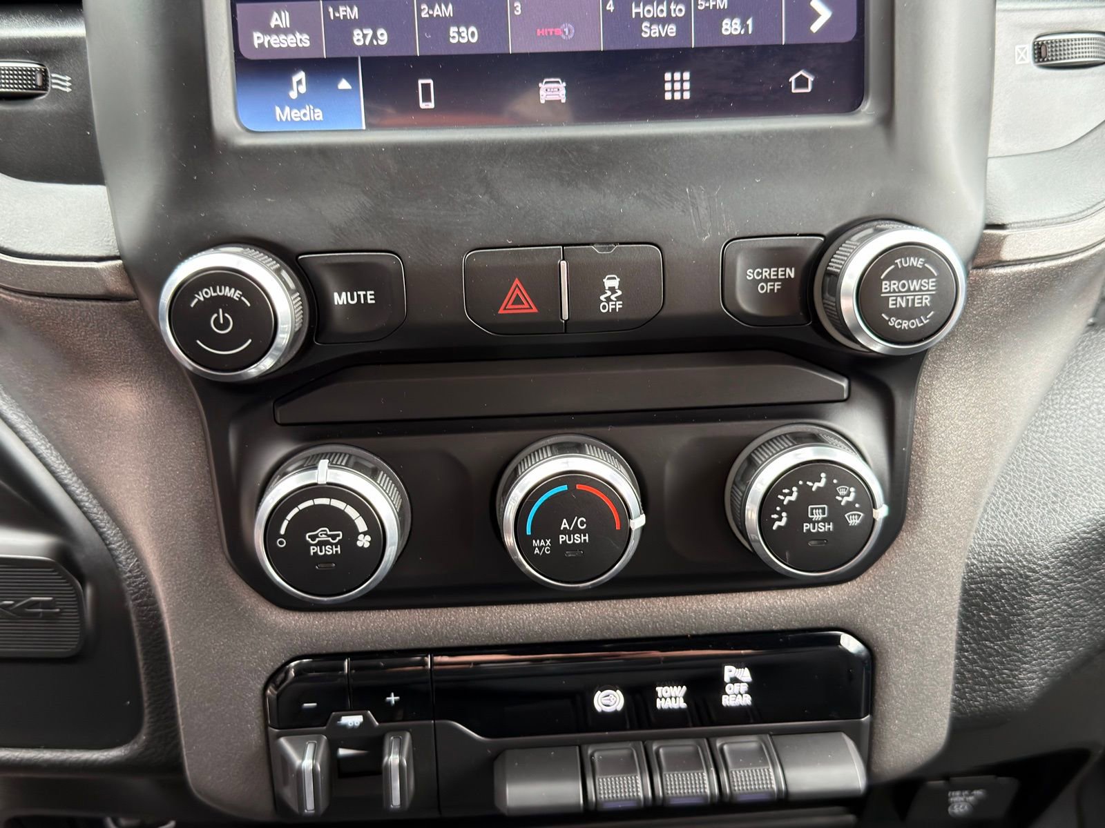 Used 2022 RAM 3500 Tradesman AWD/4WD image 24