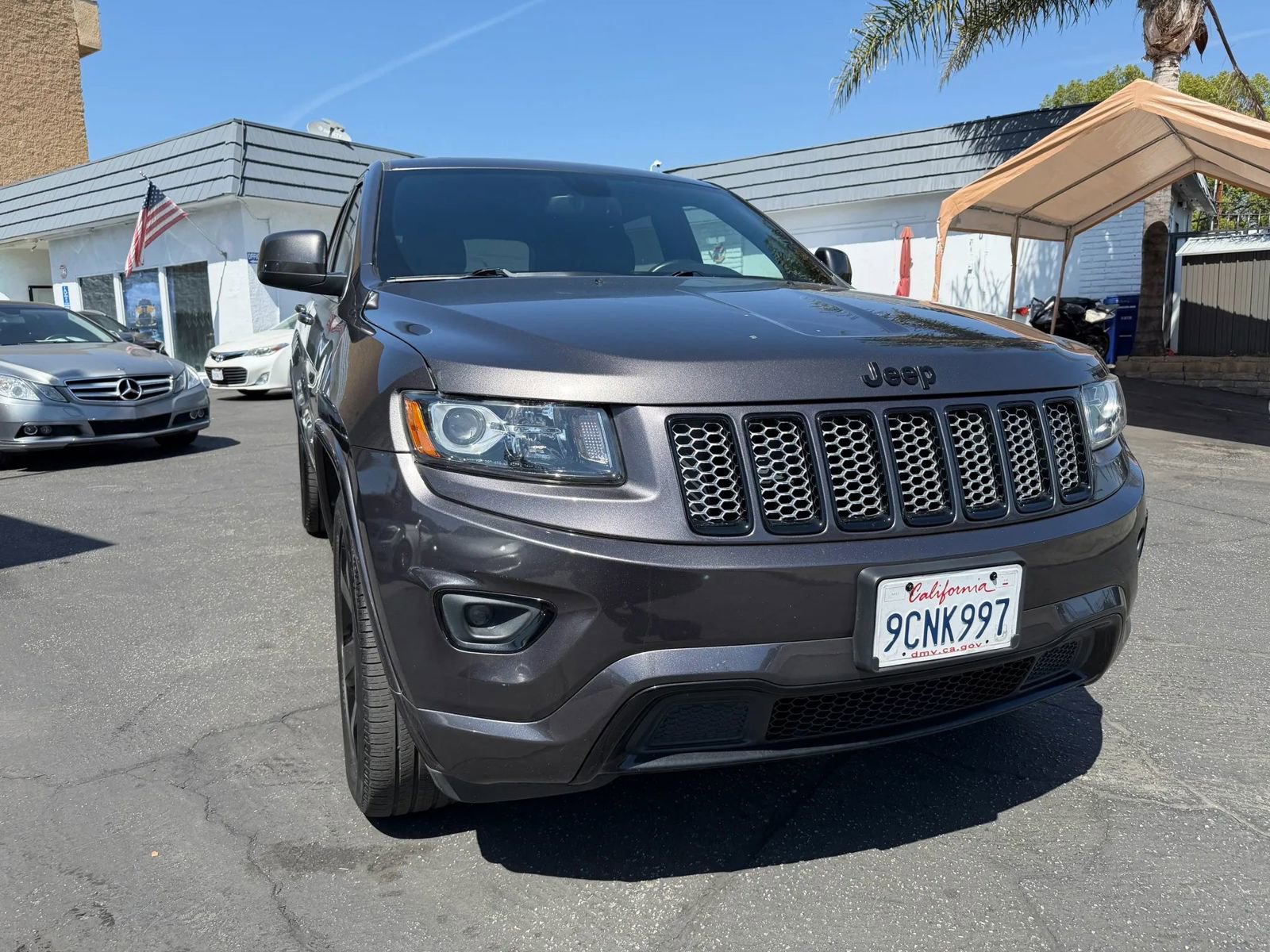 Used 2014 Jeep Grand Cherokee Altitude RWD image 11