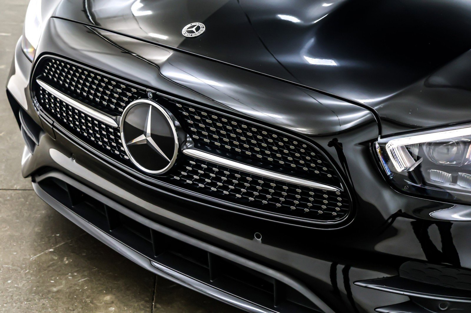 Used 2022 Mercedes-Benz E 350 Sedan image 14