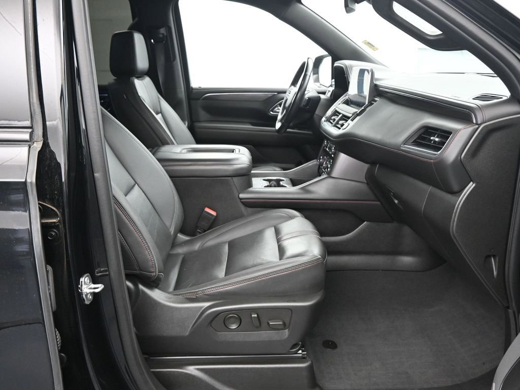 Used 2023 Chevrolet Tahoe RST image 13