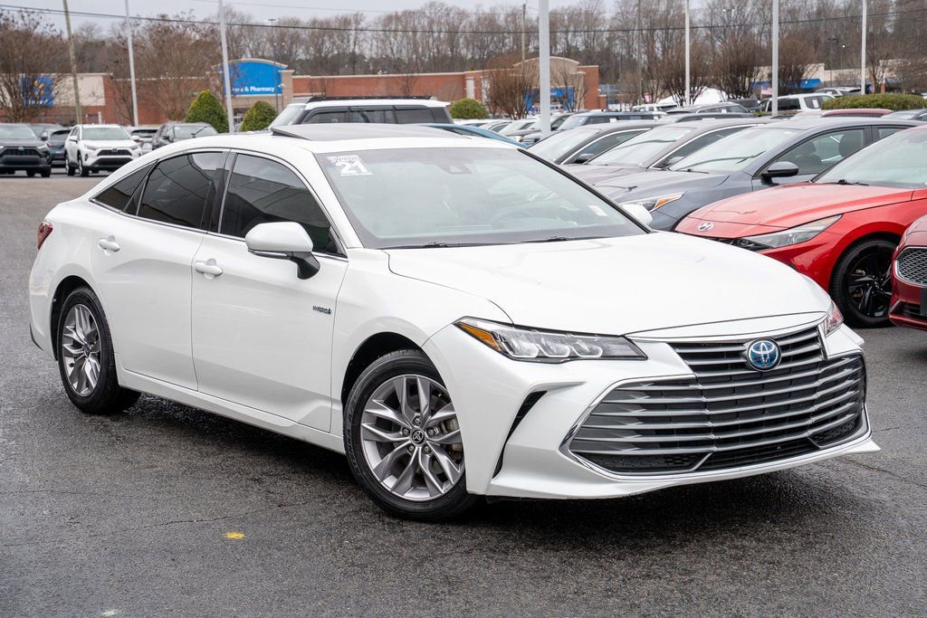 Certified 2021 Toyota Avalon XLE w/ Moonroof Package image 1