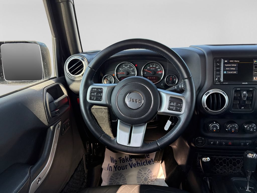 Used 2016 Jeep Wrangler Unlimited Rubicon AWD/4WD image 14