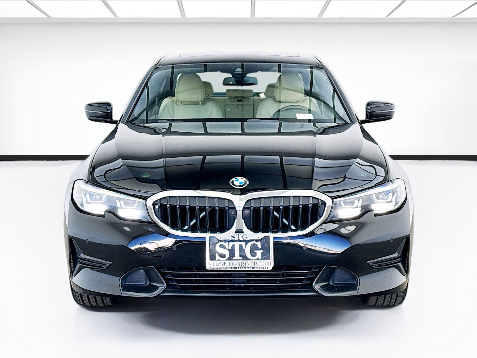 Used 2020 BMW 330i Sedan w/ Driving Assistance Package image 2