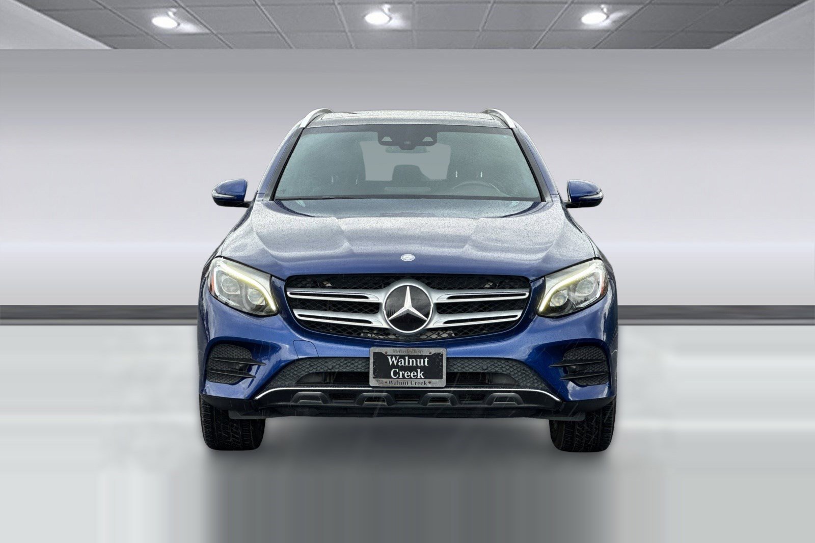 Used 2017 Mercedes-Benz GLC 300 4MATIC image 5