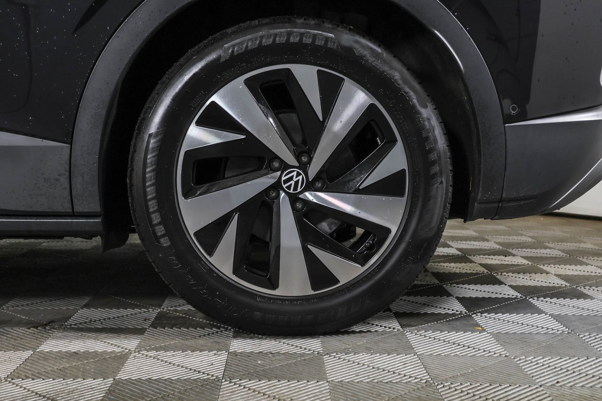 Used 2023 Volkswagen ID.4 2WD image 19