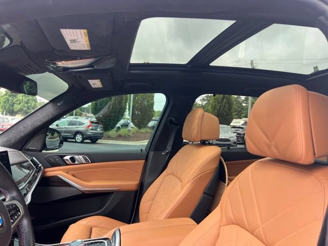 Used 2024 BMW X5 M60i AWD/4WD image 18