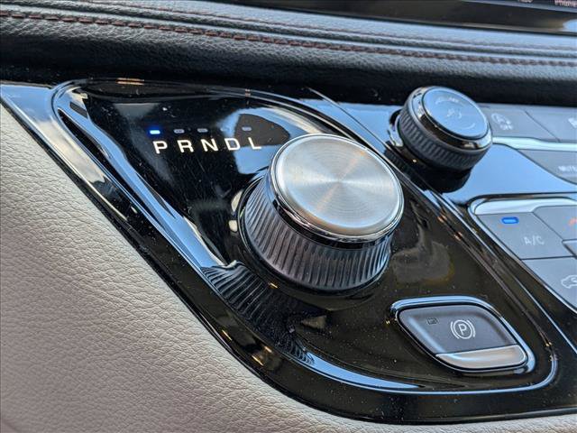 Used 2019 Chrysler Pacifica Limited image 13