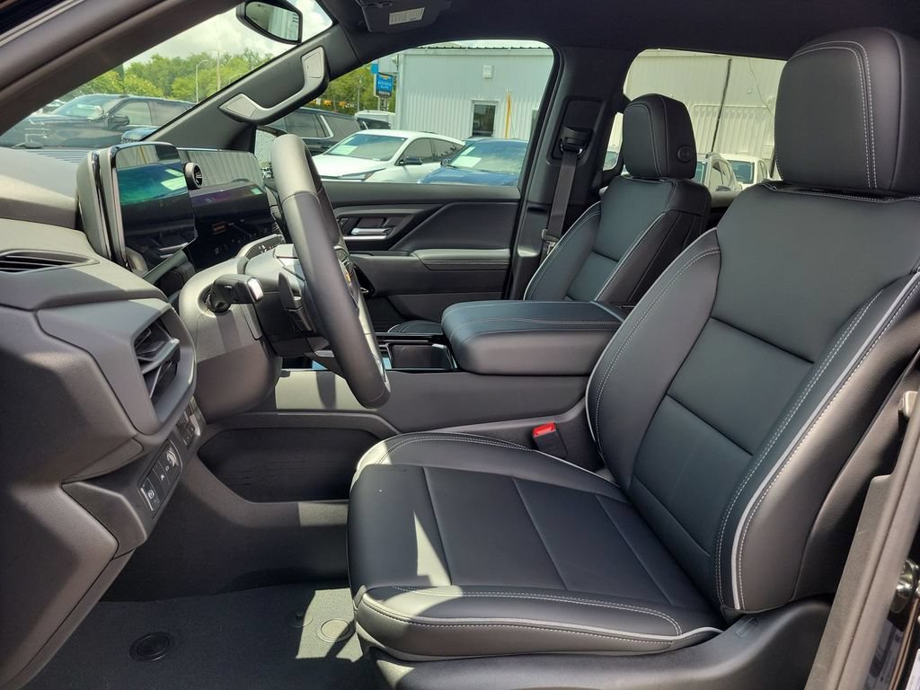 New 2026 Chevrolet Silverado EV LT AWD/4WD image 17