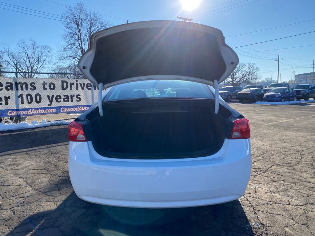 Used 2017 Chevrolet Impala LS image 4
