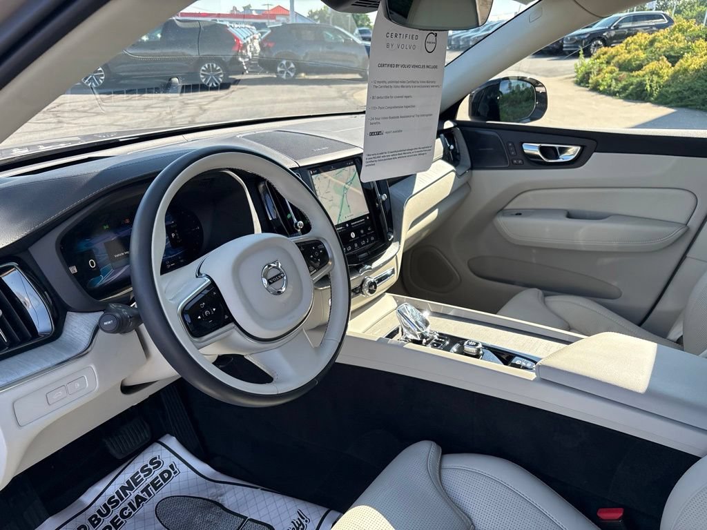 Certified 2025 Volvo XC60 T8 Ultra AWD/4WD image 16