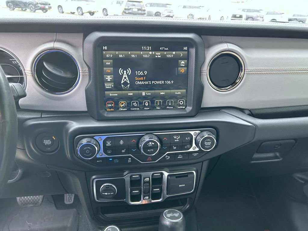 Used 2022 Jeep Wrangler Unlimited Sahara image 14