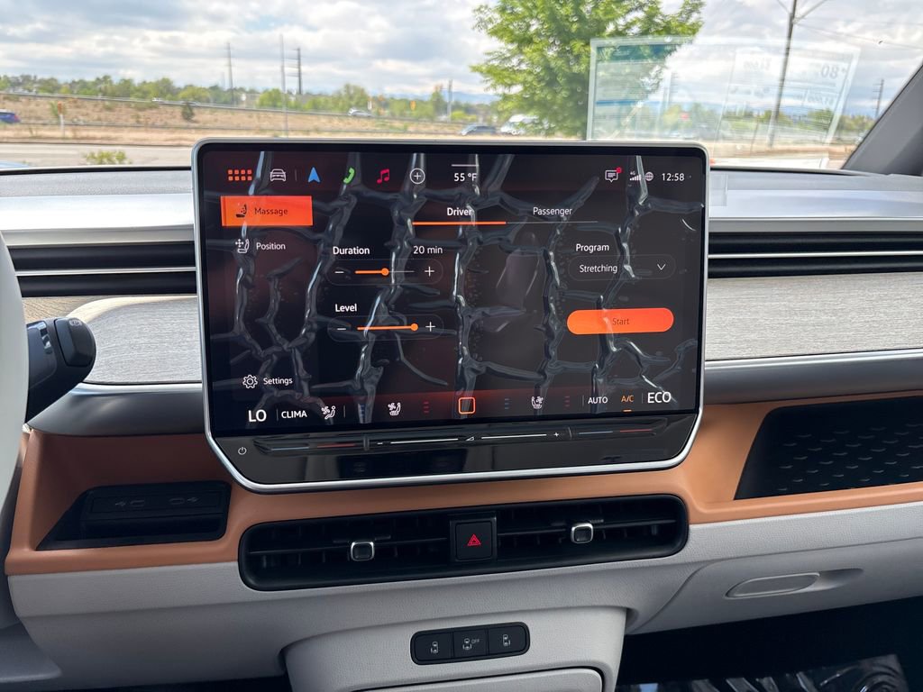 New 2025 Volkswagen ID. Buzz Pro S Plus AWD/4WD image 22