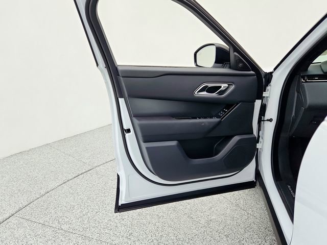 New 2026 Land Rover Range Rover Velar S image 27