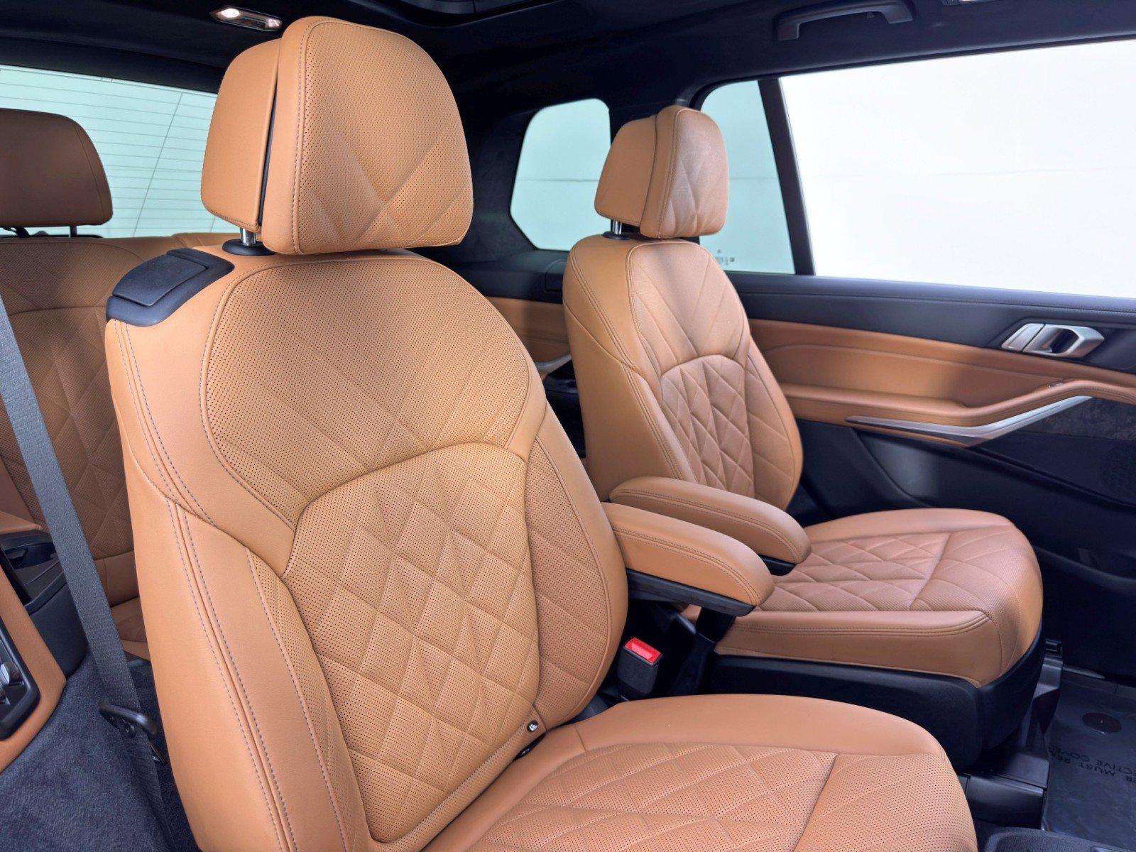 Used 2023 BMW X7 xDrive40i w/ M Sport Package image 46