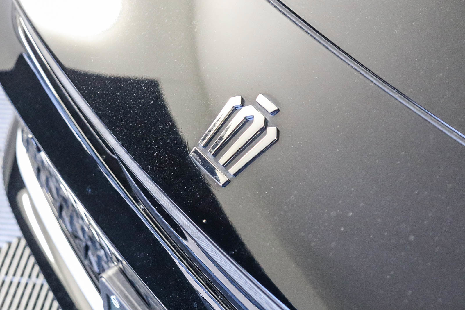 Used 2023 Toyota Crown XLE image 9