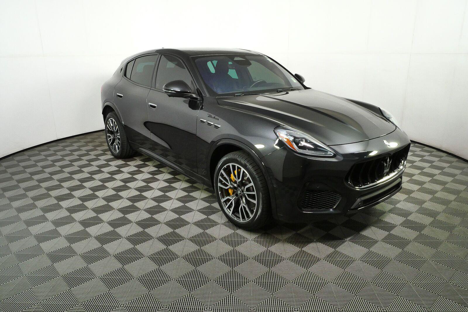 Used 2023 Maserati Grecale Modena AWD/4WD image 24