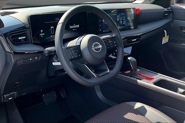 New 2026 Nissan Kicks SR FWD image 7