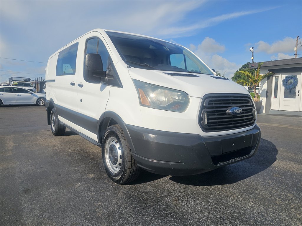 Used 2016 Ford Transit 250 130 Low Roof RWD image 3
