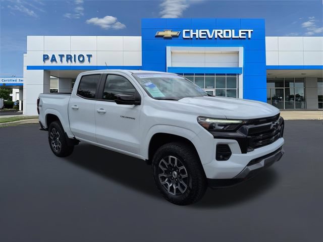 Used 2023 Chevrolet Colorado Z71 w/ Z71 Convenience Package 2 AWD/4WD image 4