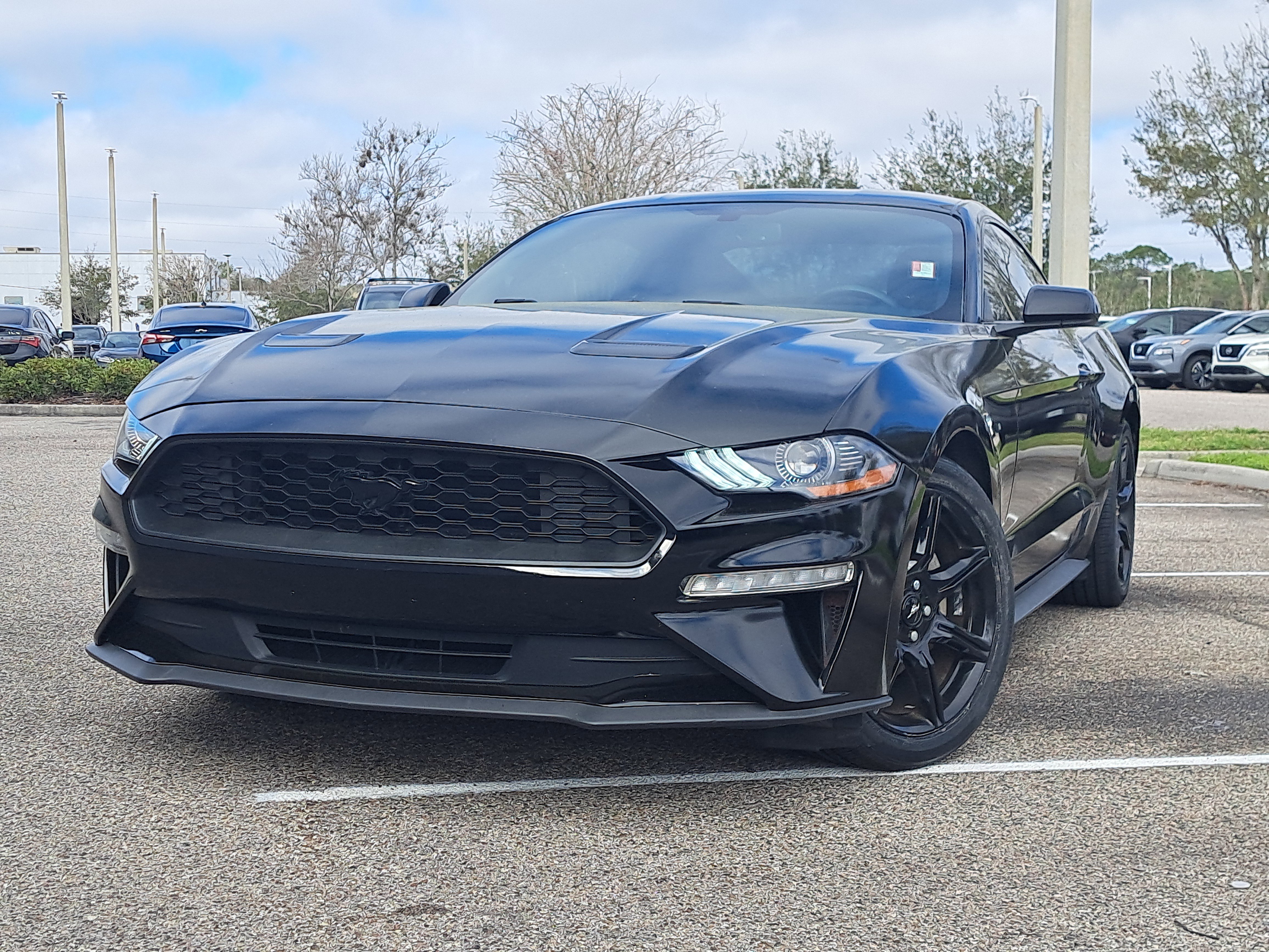 Used 2020 Ford Mustang EcoBoost w/ Equipment Group 101A image 31