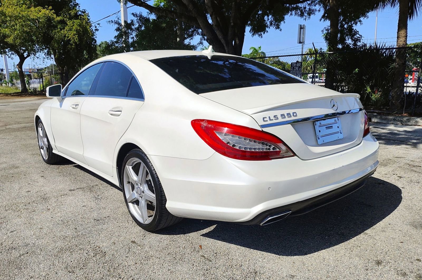 Used 2014 Mercedes-Benz CLS 550 image 4