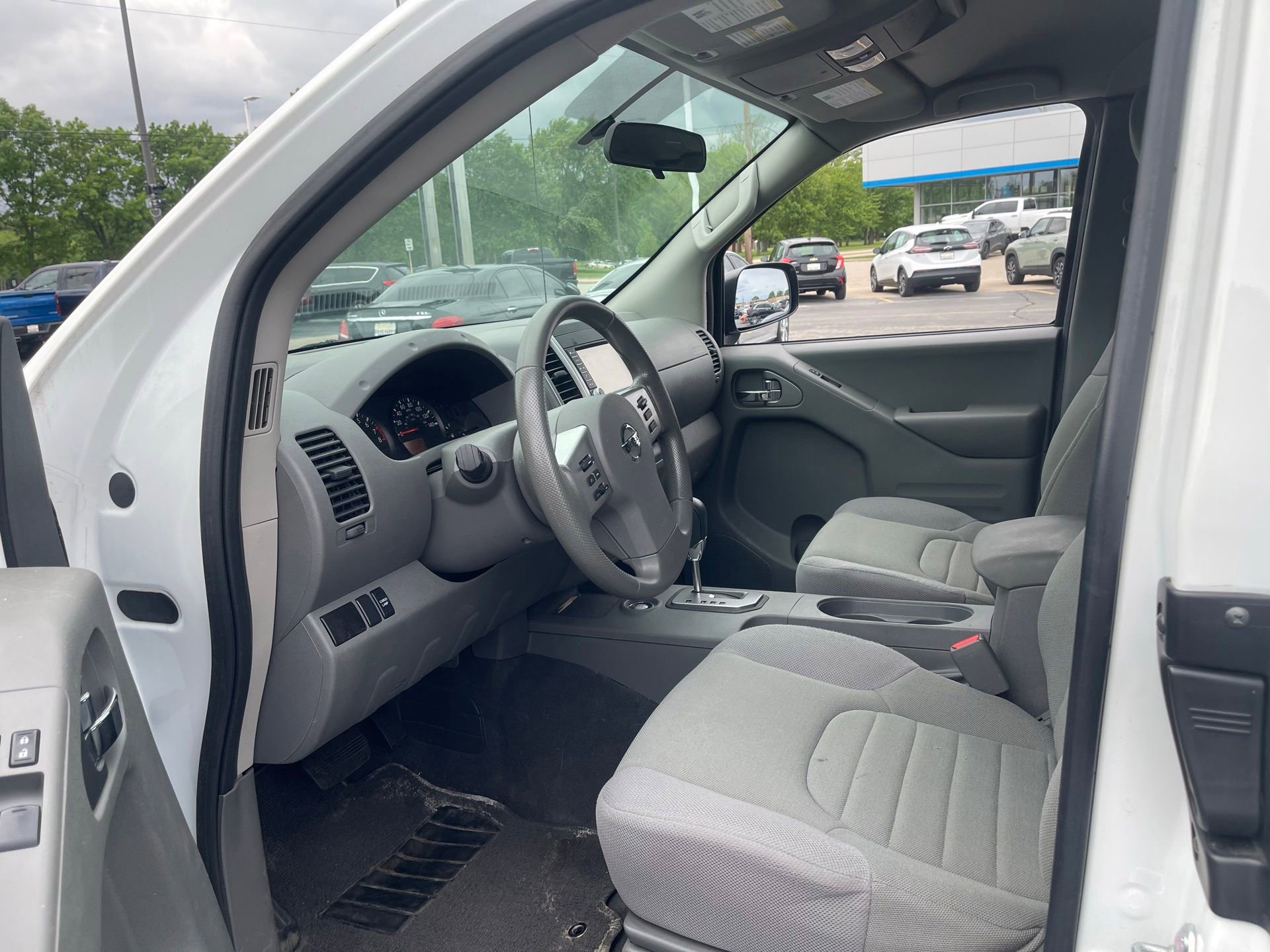 Used 2021 Nissan Frontier S RWD image 14