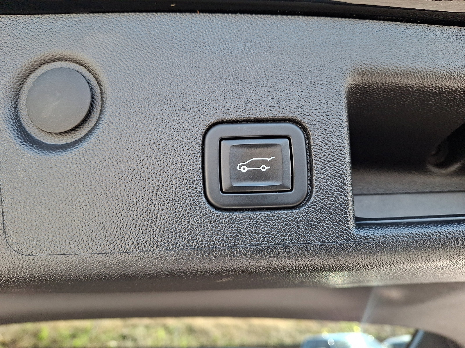 Certified 2023 Chevrolet Equinox LT FWD image 30