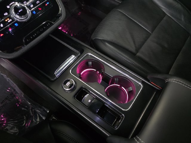 Used 2020 Lincoln Corsair AWD w/ Premium Package image 24