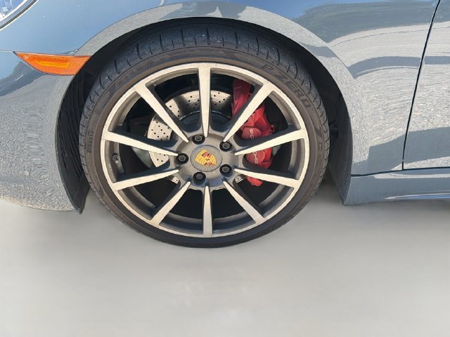 Used 2017 Porsche 718 Boxster S RWD image 37